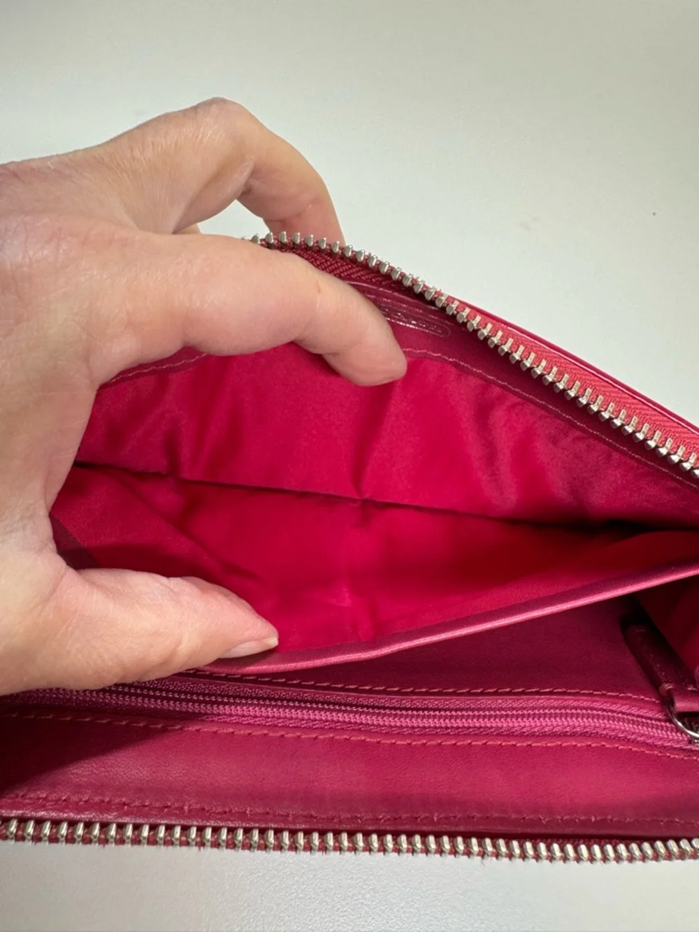 Coach Poppy Pop of Pink Kaleidoscope Patterned Wristlet - Picture 7 of 9